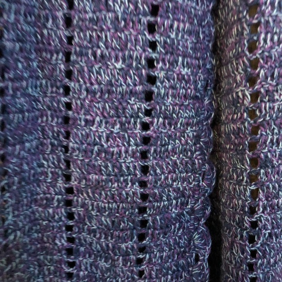 Pretty Crochet Knit Purple/ Mauve Vest - Picture 3 of 4